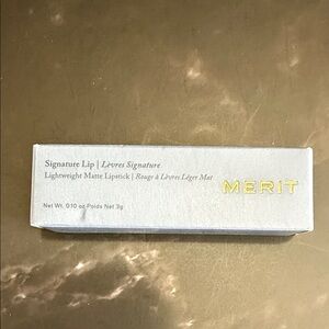 MERIT Signature Lip Lightweight Matte Lipstick -Maison
